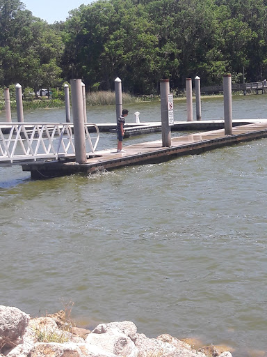 Park «Gilbert Park», reviews and photos, 310 S Tremain St, Mt Dora, FL 32757, USA