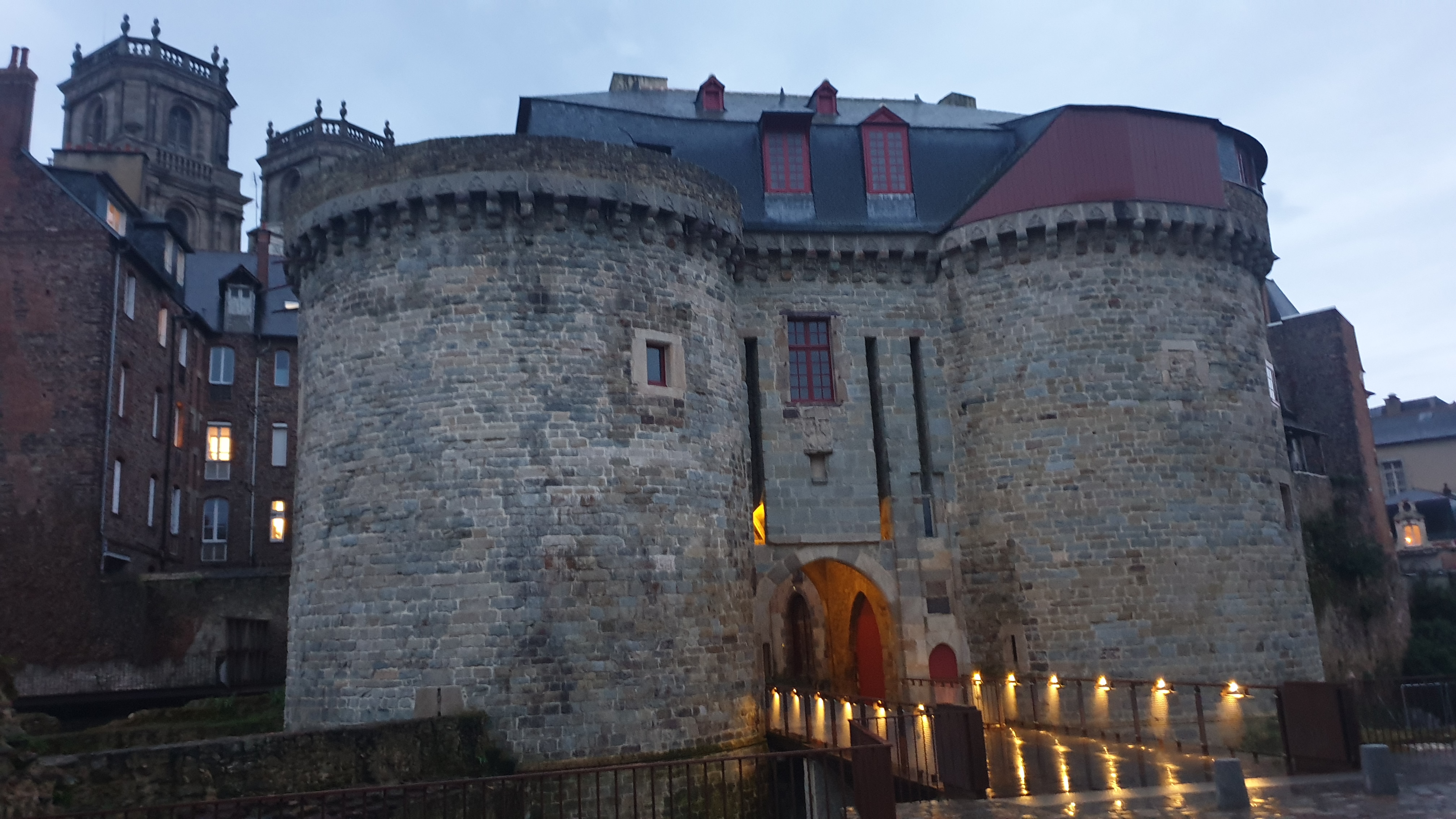 Photo n° 2 de l'avis de Chimlou. fait le 30/03/2023 à 22:27