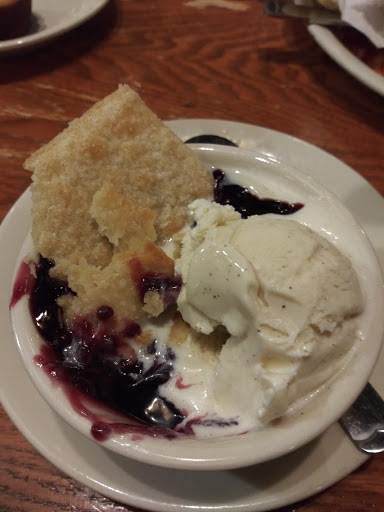 American Restaurant «Cracker Barrel Old Country Store», reviews and photos, 2858 N Glenstone Ave, Springfield, MO 65803, USA