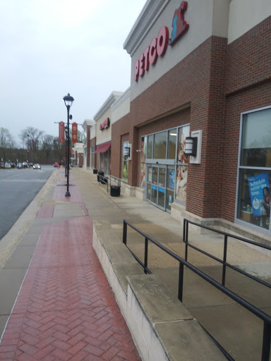 Pet Supply Store «Petco Animal Supplies», reviews and photos, 2250 Petrie Ln #518, Lanham, MD 20706, USA