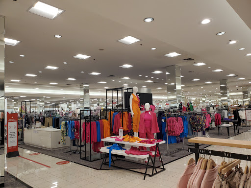 The Shops at Palm Desert image