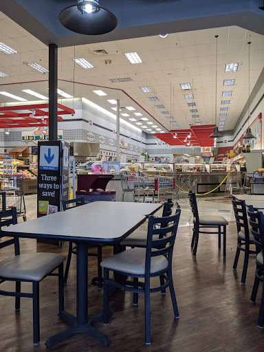 Starbucks, 2121 S Cleveland Ave, St Joseph, MI 49085, USA, 