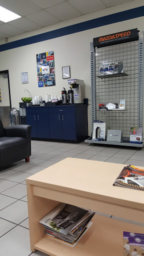 Hyundai Dealer «Jim Click Hyundai Auto Mall Tucson», reviews and photos, 700 W Auto Mall Dr, Tucson, AZ 85705, USA
