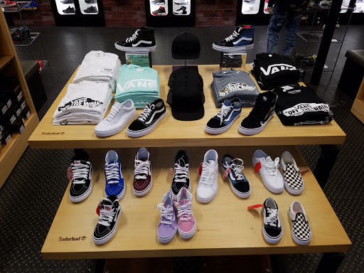 Shoe Store «VILLA, Join the Movement», reviews and photos, 605 N Market St, Wilmington, DE 19801, USA