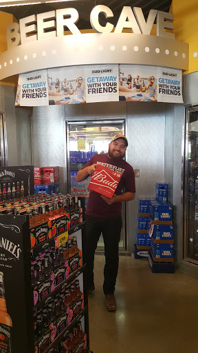 Grocery Store «H-E-B Grocery», reviews and photos, 107 N Sunset Strip St, Kenedy, TX 78119, USA