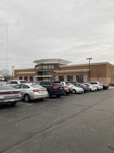 Gym «LA Fitness», reviews and photos, 265 E Army Trail Rd, Glendale Heights, IL 60139, USA