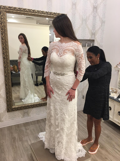 Bridal Shop «Ivory Row Bridal», reviews and photos, 2470 W Happy Valley Rd #1191, Phoenix, AZ 85085, USA