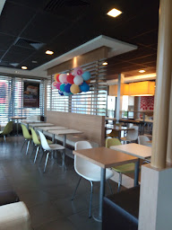 Photo n°92 de McDonald's à Louvroil ()