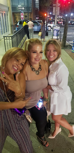 Wine Store «Temple Wine & Liquor», reviews and photos, 161 Temple St, New Haven, CT 06510, USA