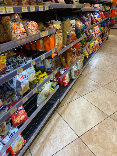Convenience Store «Royal Farms», reviews and photos, 25220 Lankford Hwy, Onley, VA 23418, USA