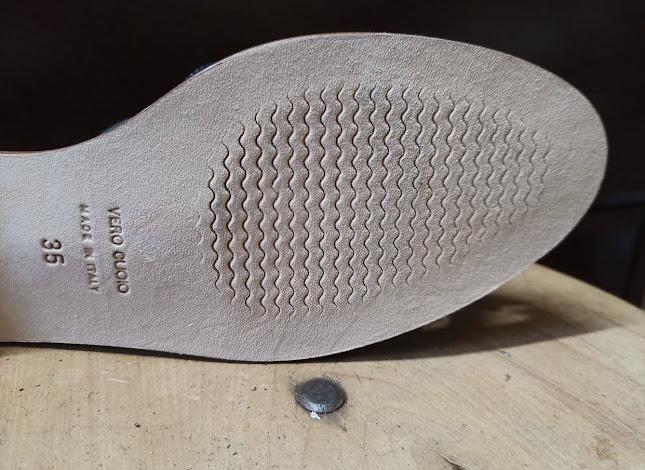 Reviews of key & Shoe Crafts - Key Cutting & Watch Repairs in London - Shoe store