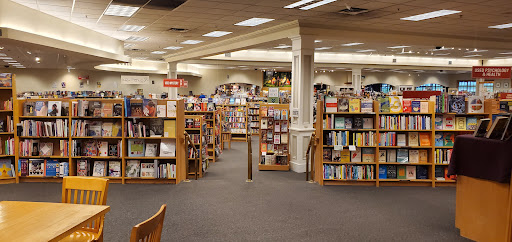 Book Store «Schuler Books & Music», reviews and photos, 2660 28th St SE, Grand Rapids, MI 49512, USA