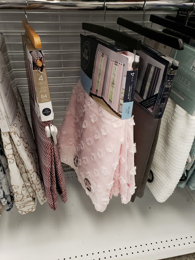 Clothing Store «Ross Dress for Less», reviews and photos, 11310 W Florissant Ave, Florissant, MO 63033, USA