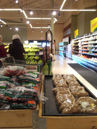 Grocery Store «Rainbow Foods», reviews and photos, 2501 White Bear Ave, Maplewood, MN 55109, USA