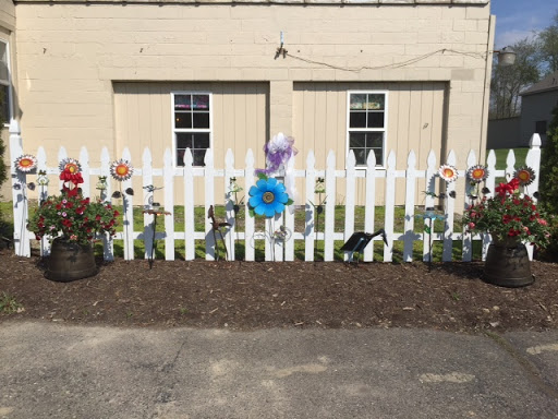 Florist «Happy Harvest Flowers & More», reviews and photos, 2886 Niles Cortland Rd NE, Cortland, OH 44410, USA