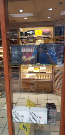 Liquor Store «Norfolk Package Store», reviews and photos, 1560 Mall Dr, Norfolk, VA 23511, USA