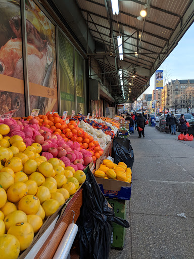Asian Grocery Store «Chung Fat Supermarket», reviews and photos, 41-82 Main St, Flushing, NY 11355, USA