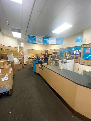 Shipping and Mailing Service «The UPS Store», reviews and photos, 1521 Alton Rd, Miami Beach, FL 33139, USA