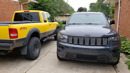 Auto Repair Shop «Top Quality», reviews and photos, 5810 17 Mile Rd, Sterling Heights, MI 48310, USA