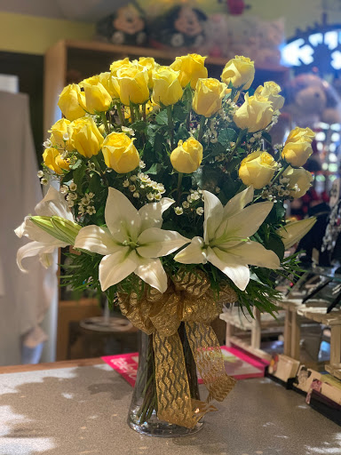 Florist «Villa Hermosa Plant Shop», reviews and photos, 23121 Anza Ave, Torrance, CA 90505, USA