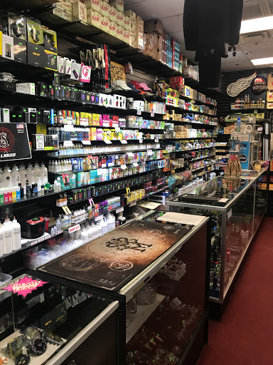 Tobacco Shop «Smokies Smoke Shop», reviews and photos, 8240 W Lower Buckeye Rd, Phoenix, AZ 85043, USA