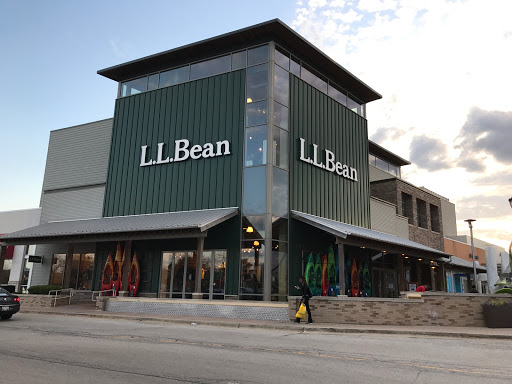 Shopping Mall «Westfield Old Orchard», reviews and photos, 4905 Old Orchard Shopping Center, Skokie, IL 60077, USA