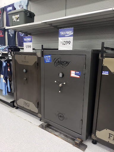 Sporting Goods Store «Academy Sports + Outdoors», reviews and photos, 7926 Giacosa Pl, Memphis, TN 38133, USA