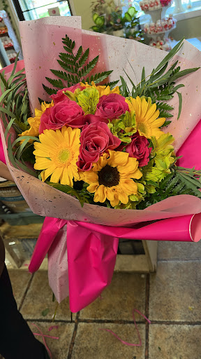 Florist «Floreria Mexico», reviews and photos, 14 N Union St, Aurora, IL 60505, USA