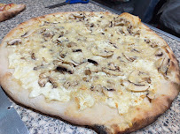 Plats et boissons du Pizzas à emporter Camion Pizza chez Papa à Marseille - n°3