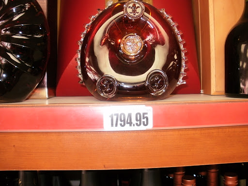 Liquor Store «Wine Captain Party Shoppe», reviews and photos, 14207 Michigan Ave, Dearborn, MI 48126, USA