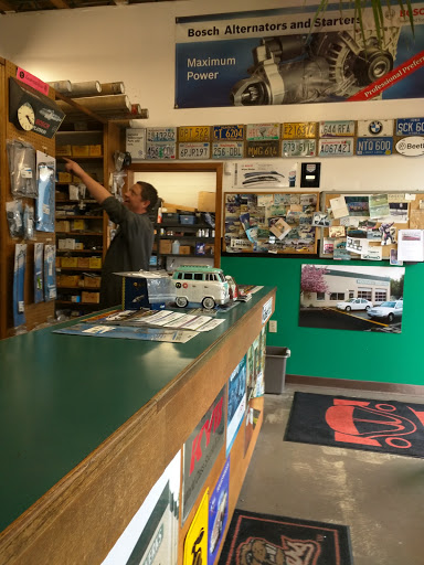 Independent Auto Werks, 605 SW 13th St, Corvallis, OR 97333, USA, 