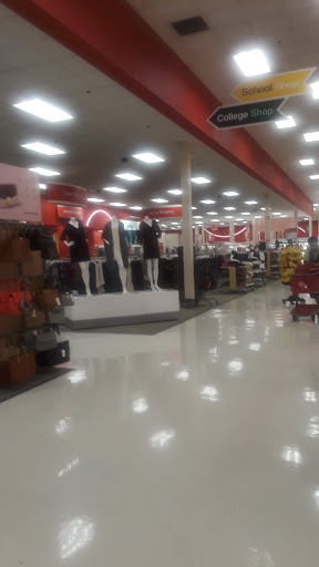Department Store «Target», reviews and photos, 850 W North Ave, Melrose Park, IL 60160, USA
