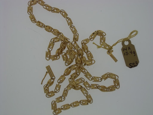 Pawn Shop «Fifth Avenue Jewelry & Pawn», reviews and photos, 8201 US-19, Port Richey, FL 34668, USA