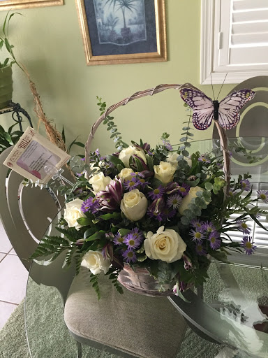 Florist «Flowers By Donna», reviews and photos, 11700 SW Hall Blvd, Tigard, OR 97223, USA