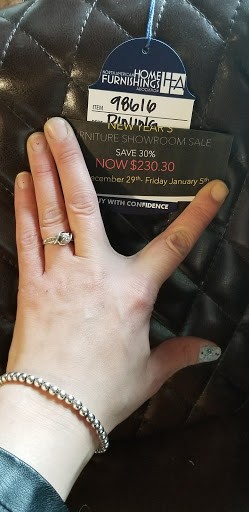 Furniture Store «Furnished by Farrah», reviews and photos, 2009 Main Street #400, Lakeway, TX 78734, USA