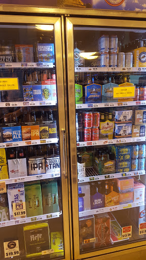 Grocery Store «Columbia Market», reviews and photos, 450 Wa Na Pa St, Cascade Locks, OR 97014, USA