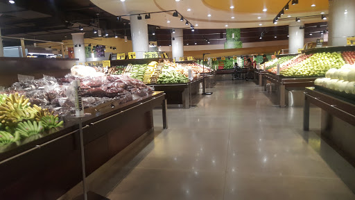 Supermarket «Cermak Fresh Produce», reviews and photos, 4000 W Diversey Ave, Chicago, IL 60639, USA