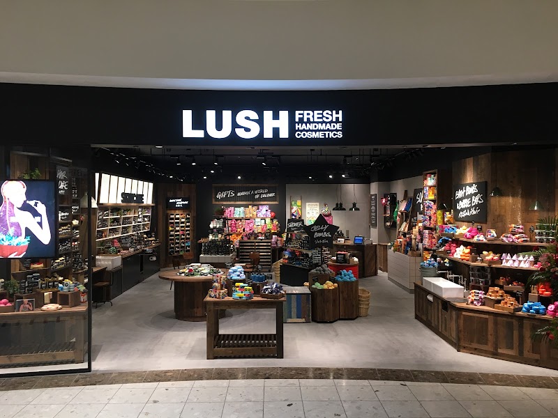 LUSH ｱﾐｭﾌﾟﾗｻﾞ鹿児島店