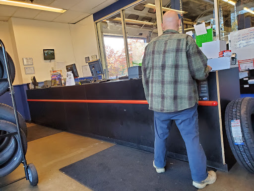 Auto Parts Store «Pep Boys Auto Parts & Service», reviews and photos, 8000 Stream Walk Ln, Manassas, VA 20109, USA