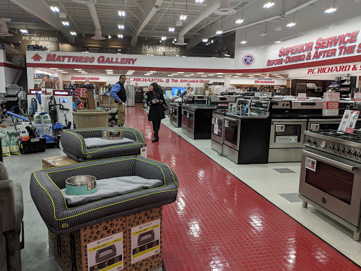 Appliance Store «P.C. Richard & Son», reviews and photos, 701 Sunrise Hwy, Bellmore, NY 11710, USA