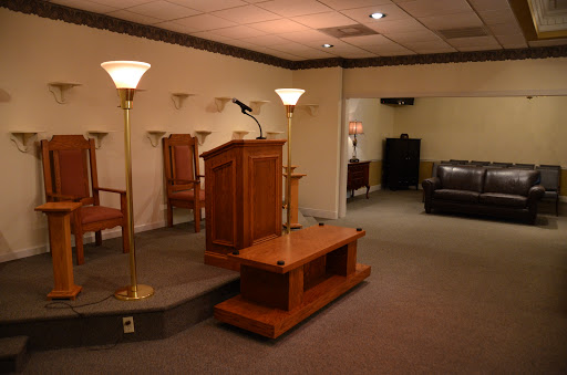 Funeral Home «Gilbert Funeral Home», reviews and photos, 610 N Broadway, Portland, TN 37148, USA