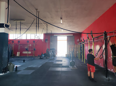 white owl crossfit Via Piceni, 65015 Montesilvano PE, Italia