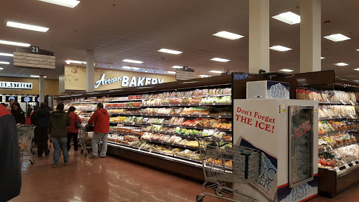 Shopping Mall «Wick Shopping Plaza», reviews and photos, 561 US-1, Edison, NJ 08817, USA