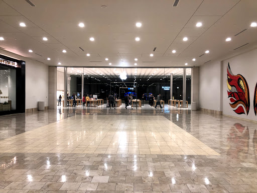 Computer Store «Apple Biltmore», reviews and photos, 2502 E Camelback Rd, Phoenix, AZ 85016, USA