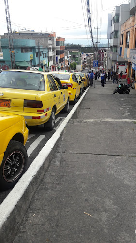 Opiniones de COOPERATIVA LA COMUNA #183 en Quito - Servicio de taxis