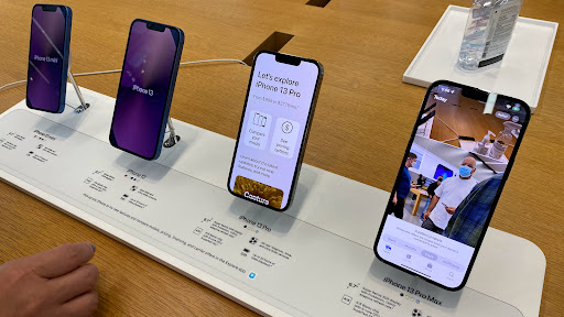 Computer Store «Apple Manhattan Village», reviews and photos, 3200 N Sepulveda Blvd, Manhattan Beach, CA 90266, USA