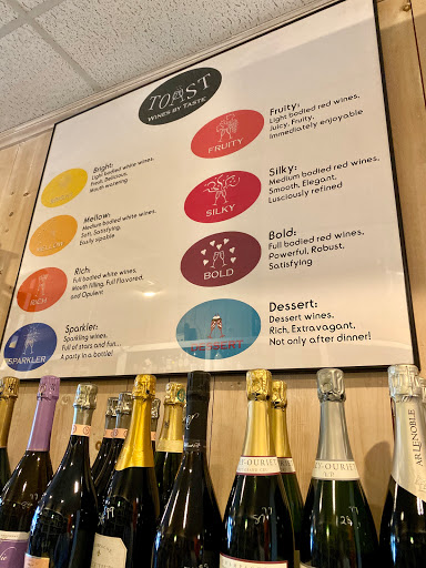 Wine Store «Toast Wines & Spirits», reviews and photos, 984 Farmington Ave B, West Hartford, CT 06107, USA