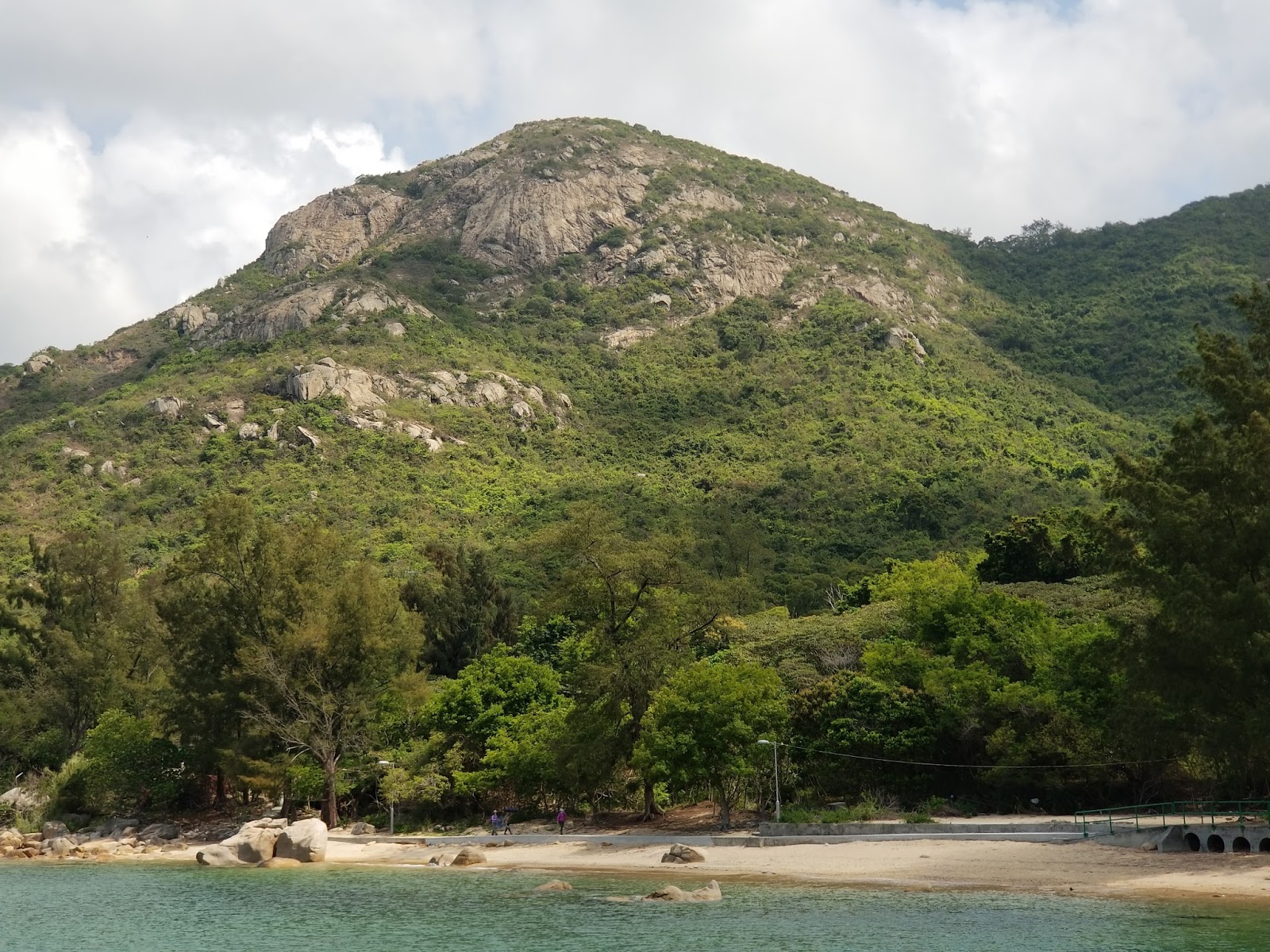Mong Tung Wan photo #7