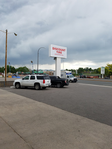 Tire Shop «Discount Tire Store - Lakewood, CO», reviews and photos, 9690 W Colfax Ave, Lakewood, CO 80215, USA