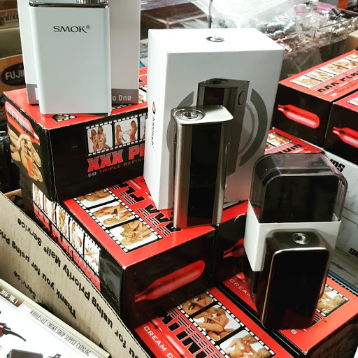 Party Store «Express Tobacco Vapor & Liqour Outlet», reviews and photos, 704 S Lapeer Rd, Lake Orion, MI 48362, USA